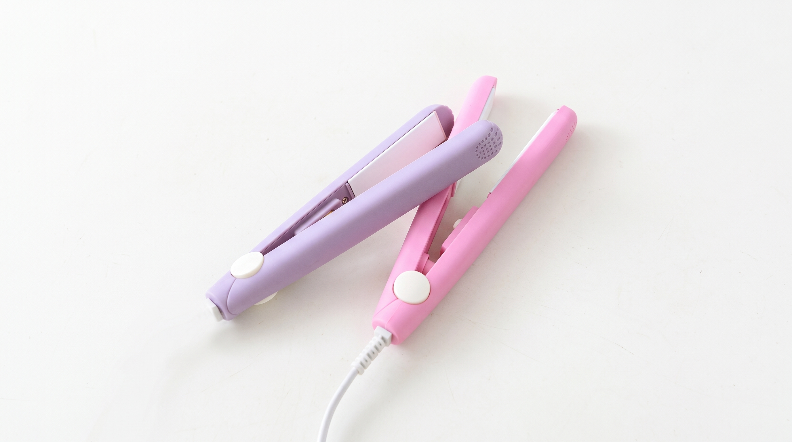 Mini Portable Hair Straightener Without Box  Compact Travel Ceramic Flat Iron for Quick TouchUps